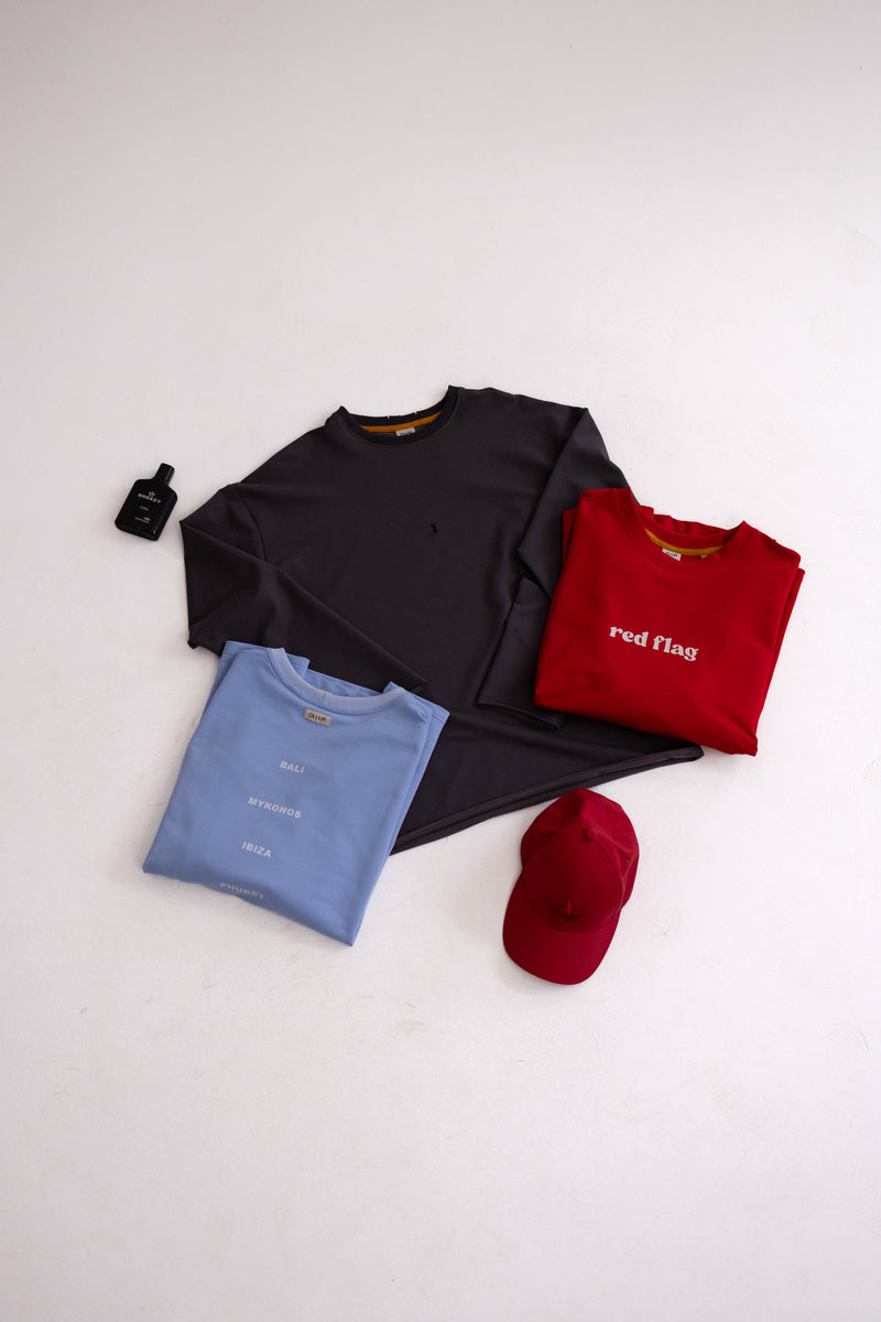 T-SHIRTS & LONGSLEEVES